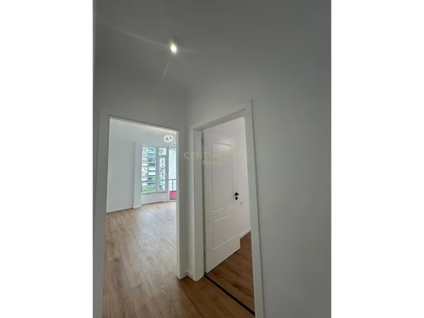 Tirane, shitet apartament 2+1 Kati 4, 86 m² 133.000 € (astir)