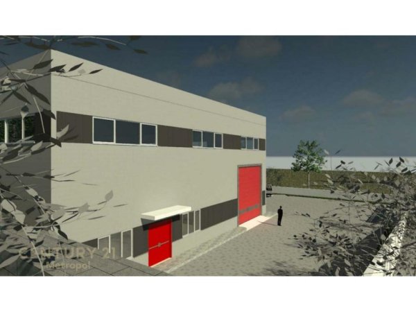 Tirane, jepet me qera magazine Kati 0, 2.430 m² 4.000 € (MARIKAJ)