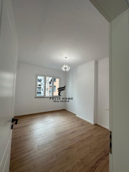 Tirane, shitet apartament 2+1+Ballkon Kati 4, 86 m² 133.000 € (ASTIR)