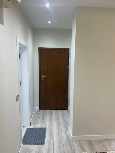 Tirane, jepet me qera apartament 1+1 Kati 9, 59 m² 1.000 € (Kosovareve)