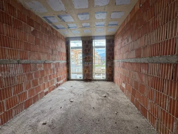 Tirane, shitet apartament 2+1+Ballkon Kati 9, 107 m² 171.000 € (Don Bosko)