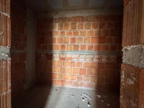 Tirane, shitet apartament 2+1+Ballkon Kati 9, 107 m² 171.000 € (Don Bosko)