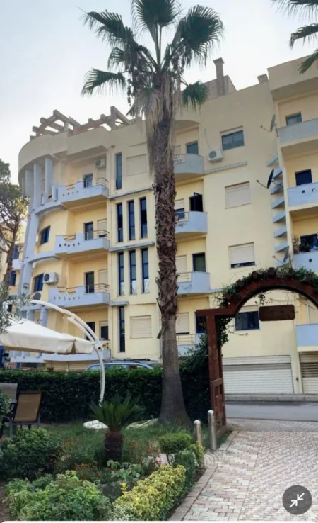 Durres, shitet apartament 1+1+Ballkon Kati 3, 60 m² 90.000 € (MALI I ROBIT)