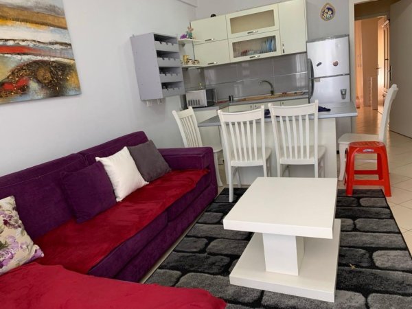 Tirane, shitet apartament 2+1 Kati 6, 92 m² 120.000 € (ASTIR)