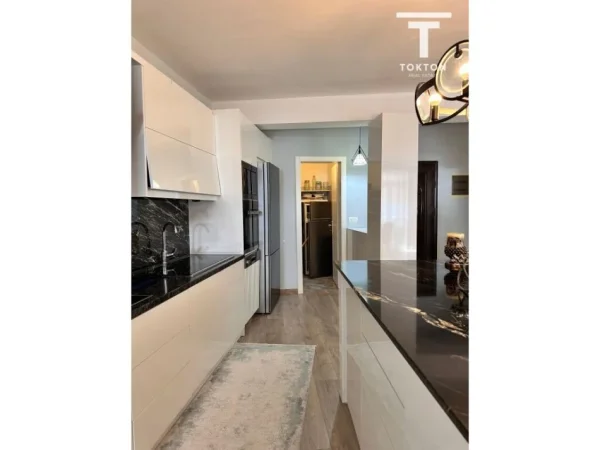 Sarande, shitet apartament 3+1 Kati 5, 160 m² 250.000 € 