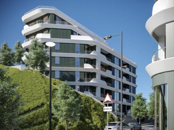 Tirane, shitet apartament 2+1+Ballkon Kati 4, 104 m² 182.000 € (Liqeni i Thate, Lake Side Rezidence)