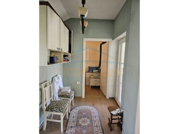 Tirane, shitet shtepi 2 Katshe Kati 0, 409 m² 370.000 € (Stacioni i Trenit, Rruga Panorama)