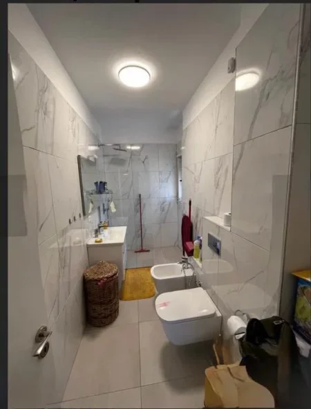 Tirane, shitet 2+1 Kati 8, 93 m² 205.000 € (Qender,Vila Gold)