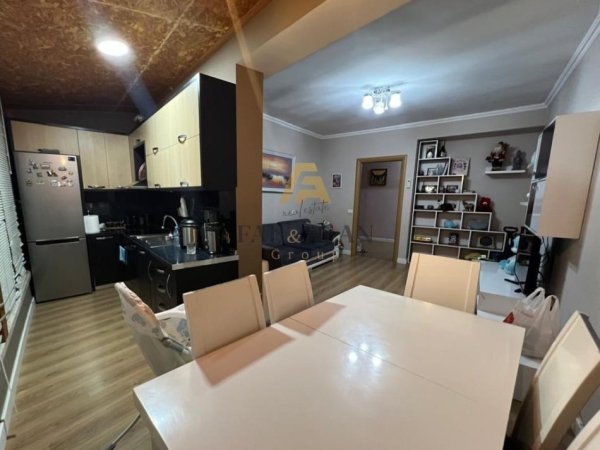 Tirane, jepet me qera apartament 2+1 Kati 6, 98 m² 500 € (Astir, KOMPLEKSI FRATARI)