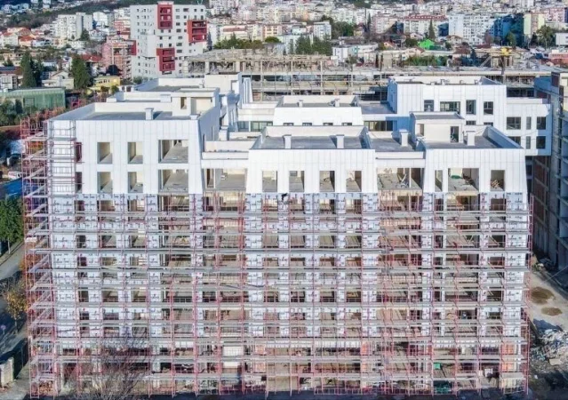 Tirane, shitet dyqan Kati 0, 66 m² 331.000 € (PORCELAN)