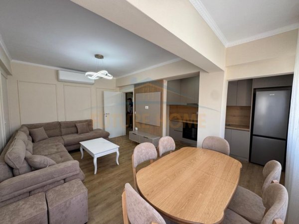 Durres, shitet apartament 2+1+Ballkon Kati 5, 89 m² 180.000 € (Durres)