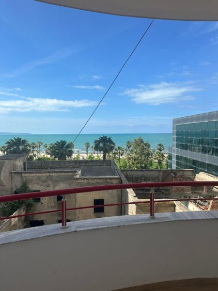 Durres, jepet me qera apartament 2+1+Ballkon Kati 3, 100 m² 600 € (Vollga)