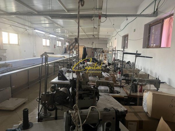 Tirane, jepet me qera ambjent biznesi Kati 1, 1.150 m² 4.500 € (KAMEZ)