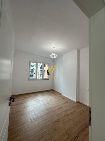 Tirane, shitet apartament 2+1+Ballkon Kati 4, 86 m² 133.000 € (ASTIR)