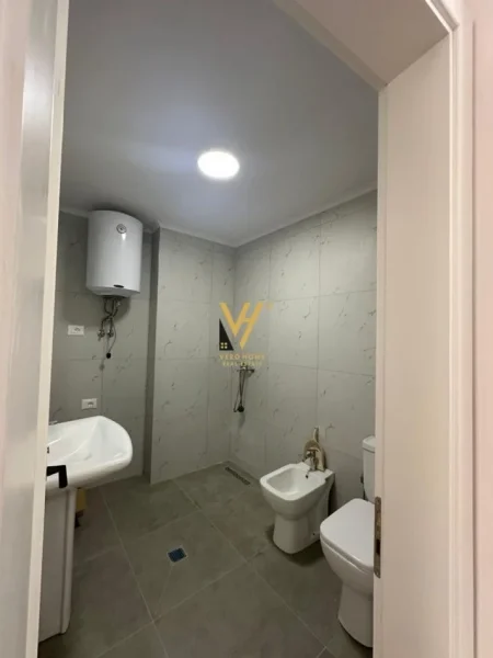 Tirane, shitet apartament 2+1+Ballkon Kati 4, 86 m² 133.000 € (ASTIR)