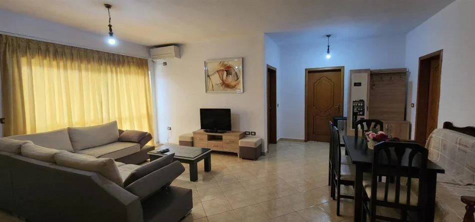 Tirane, jepet me qera apartament 2+1+Ballkon Kati 6, 93 m² 500 € (Rruga Don Bosko)