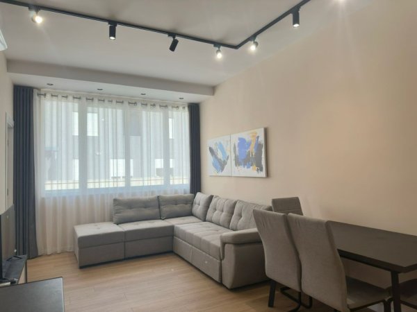 Tirane, shitet apartament 2+1+Ballkon Kati 7, 88 m² 143.000 € (Dritan Hoxha)
