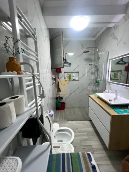 Durres, shitet apartament 2+1+Ballkon Kati 3, 63 m² 105.000 € (GOLEM)