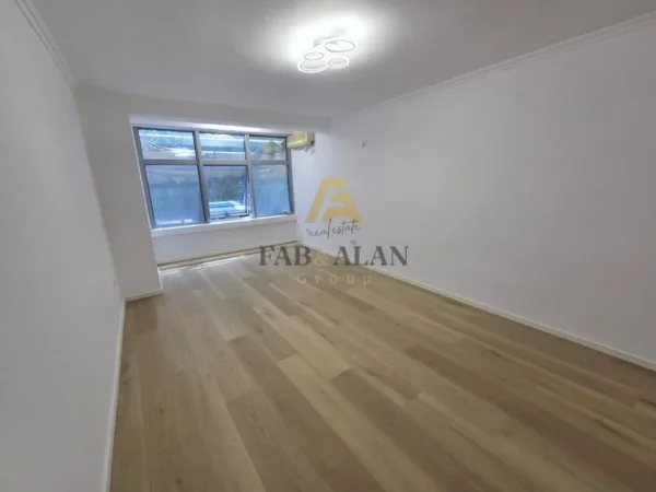 Tirane, shitet apartament 2+1 Kati 2, 75 m² 188.000 € (Rruga e Kavajes)