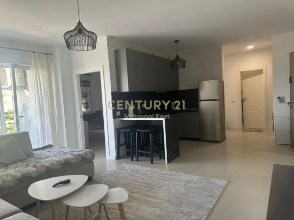 Tirane, shitet apartament 2+1 Kati 2, 85 m² 237.000 € (Rruga e Vilave)