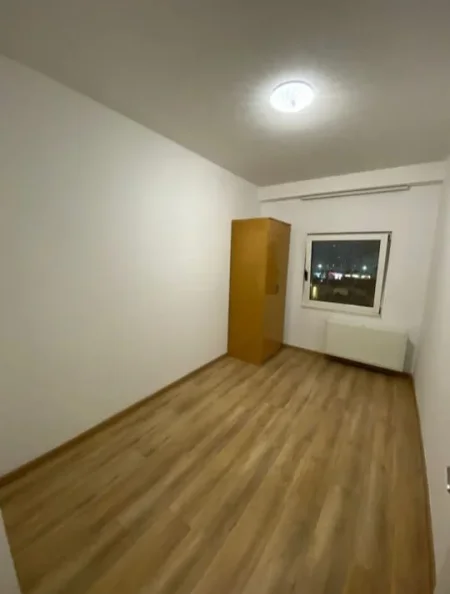 Tirane, jepet me qera apartament 2+1+Ballkon Kati 5, 88 m² 650 € (Vasil Shanto)