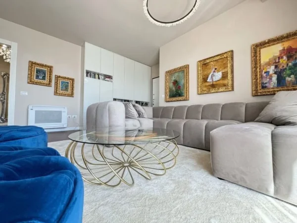 Tirane, shitet apartament 2+1 , 112 m² 295.000 € (Pazari i Ri)