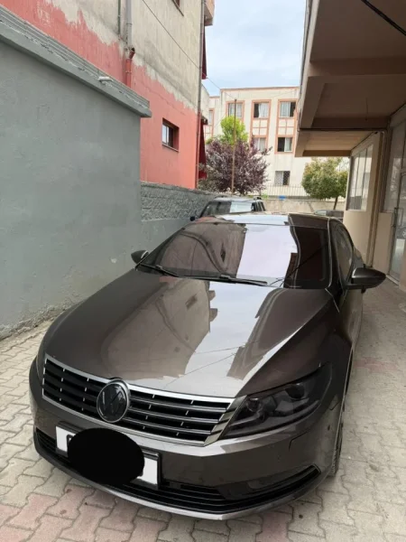 Tirane, shes makine Volkswagen Passat CC Nafte, kafe automatik 260.000 km