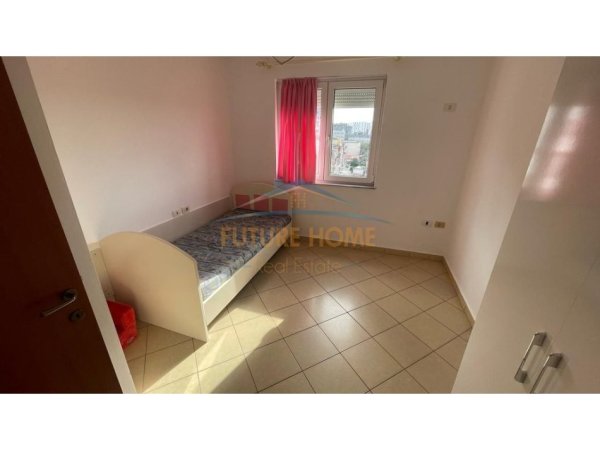Tirane, jepet me qera apartament 2+1+Ballkon Kati 5, 114 m² 450 € (Rruga e Dibres, Shkolla e Bashkuar)