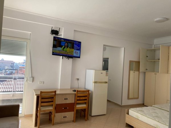 Durres, jap me qera apartament 1+1 Kati 2, 50 m² 300 € (Rruga Porta e Dijes)