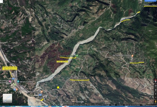 Shitet Toke, në Ibën e Poshtme, 500m nga aksi rrugës nacionale Tiranë-Elbasan, 17-km nga Tirana, Sipërfaqe 4'700m², Çmimi 85€/m2, nga Resort Teater Kame, 1.5-km dhe nga Shtegu i Shpellës së Pëllumbasit / Gryka Skorantës 5-km. Tiranë