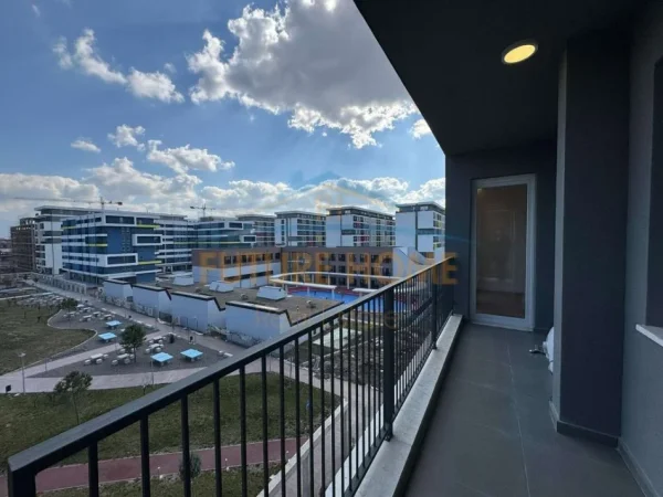 Tirane, shitet apartament 2+1+Ballkon Kati 4, 96 m² 120.600 € (Univers City)