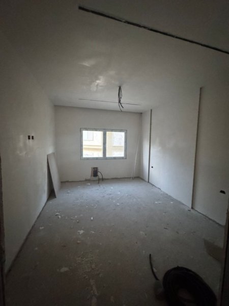 Tirane, shitet apartament 1+1+Ballkon Kati 3, 80 m² 144.000 € (FARKE)