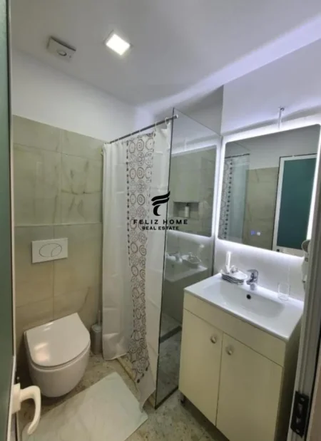 Tirane, jepet me qera hotel Kati 9, 340 m² 6.500 € (QENDER)