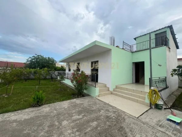 Durres, shitet shtepi 2+1 Kati 1, 345 m² 125.000 € (Ish Kenet Durres)