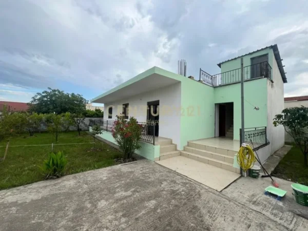 Durres, shitet shtepi 2+1 Kati 1, 345 m² 125.000 € (Ish Kenet Durres)