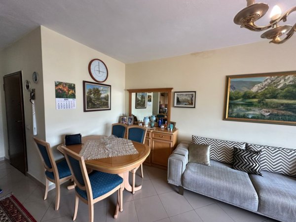 Tirane, shitet apartament 1+1+Ballkon Kati 7, 80 m² 220.000 € (RRUGA E ELBASANIT)