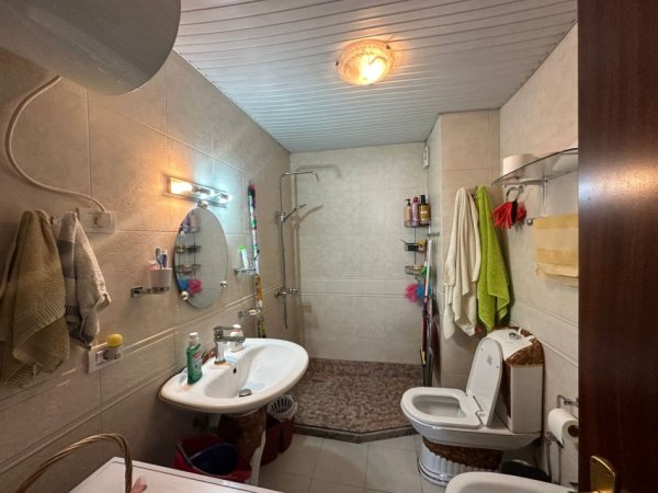 Tirane, shitet apartament 1+1+Ballkon Kati 7, 80 m² 220.000 € (RRUGA E ELBASANIT)