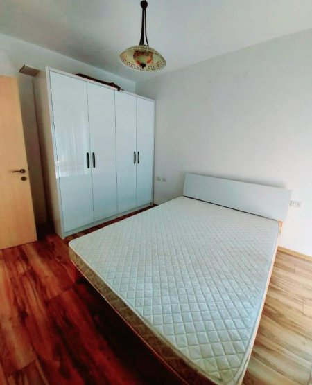 Tirane, jepet me qera apartament 1+1+BLK Kati 3, 60 m² 500 Euro (Muhamet Gjollesha)