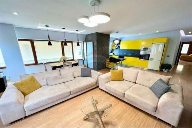 Tirane, shitet apartament 2+1+BLK Kati 6, 115 m² 180.000 Euro (Liqeni i Tiranes)