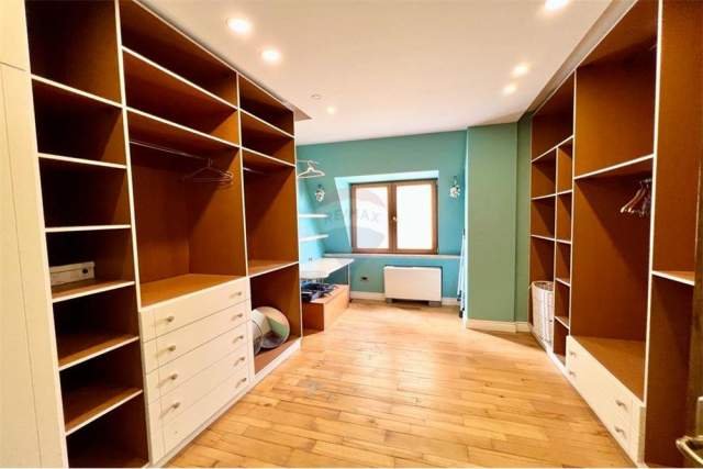 Tirane, shitet apartament 2+1+BLK Kati 6, 115 m² 180.000 Euro (Liqeni i Tiranes)