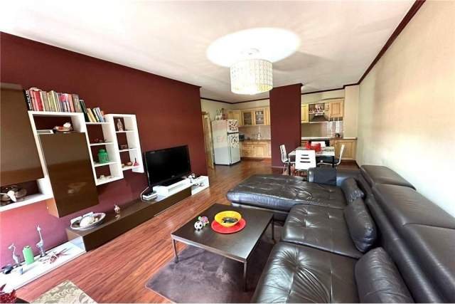 Tirane, jepet me qera apartament 2+1+BLK Kati 7, 115 m² 600 Euro