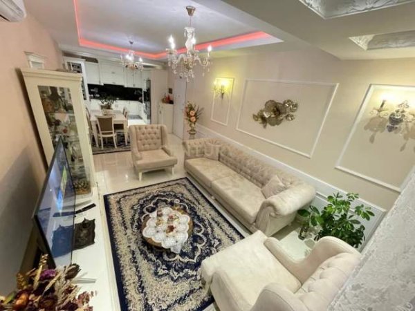 Jepet me qera apartament lux 2+1+2, Kati 3, 101 m² 1.000 Euro (Rezidenca Kodra e Diellit)