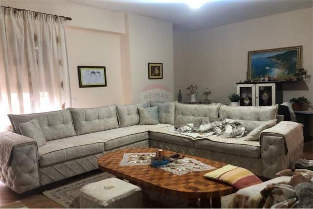 Vlore, shitet apartament 2+1+BLK Kati 5, 125 m² 75.000 Euro (Rruga Transballkanike)