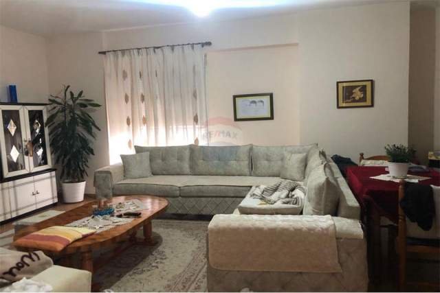 Vlore, shitet apartament 2+1+BLK Kati 5, 125 m² 75.000 Euro (Rruga Transballkanike)