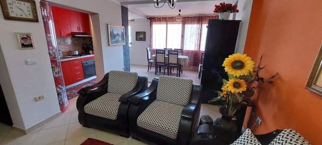 Tirane, shitet apartament 2+1+BLK Kati 5, 77 m² 70.000 Euro (Xhanfize Keko)
