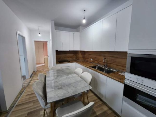 Tirane, jepet me qera apartament 2+1+BLK Kati 2, 85 m² 550 Euro (unaza e re)