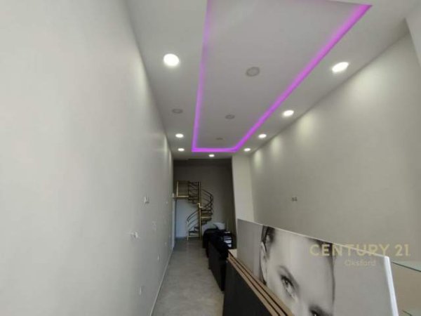 Tirane, shitet ambjent biznesi Kati 0, 53 m² 111.000 Euro (Unaza e Re)