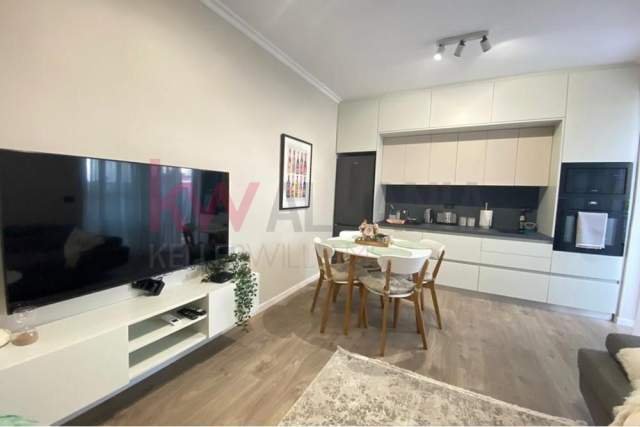 Tirane, ofert apartament 2+1+BLK Kati 3, 100 m² 550 Euro (Rruga e Durresit)