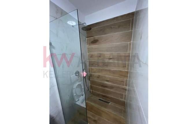Tirane, jepet me qera apartament 1+1+BLK Kati 5, 55 m² 480 Euro (Rruga Nikolla Tupe)