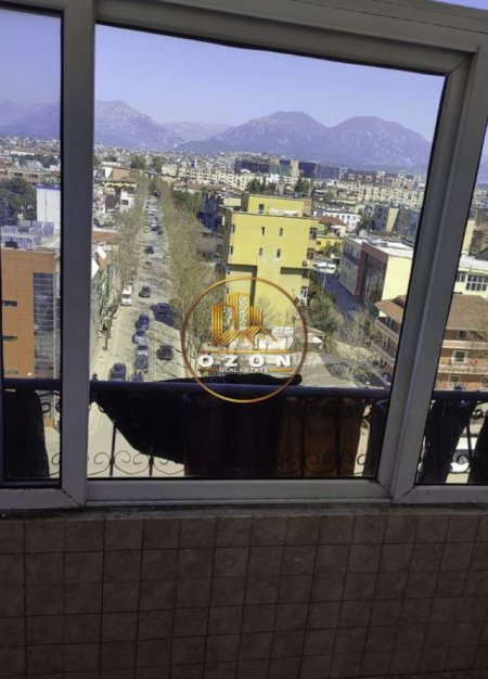 Tirane, shitet apartament 2+1+A+BLK Kati 8, 92 m² 90.000 Euro (KRYQEZIMI I LAPRAKES)